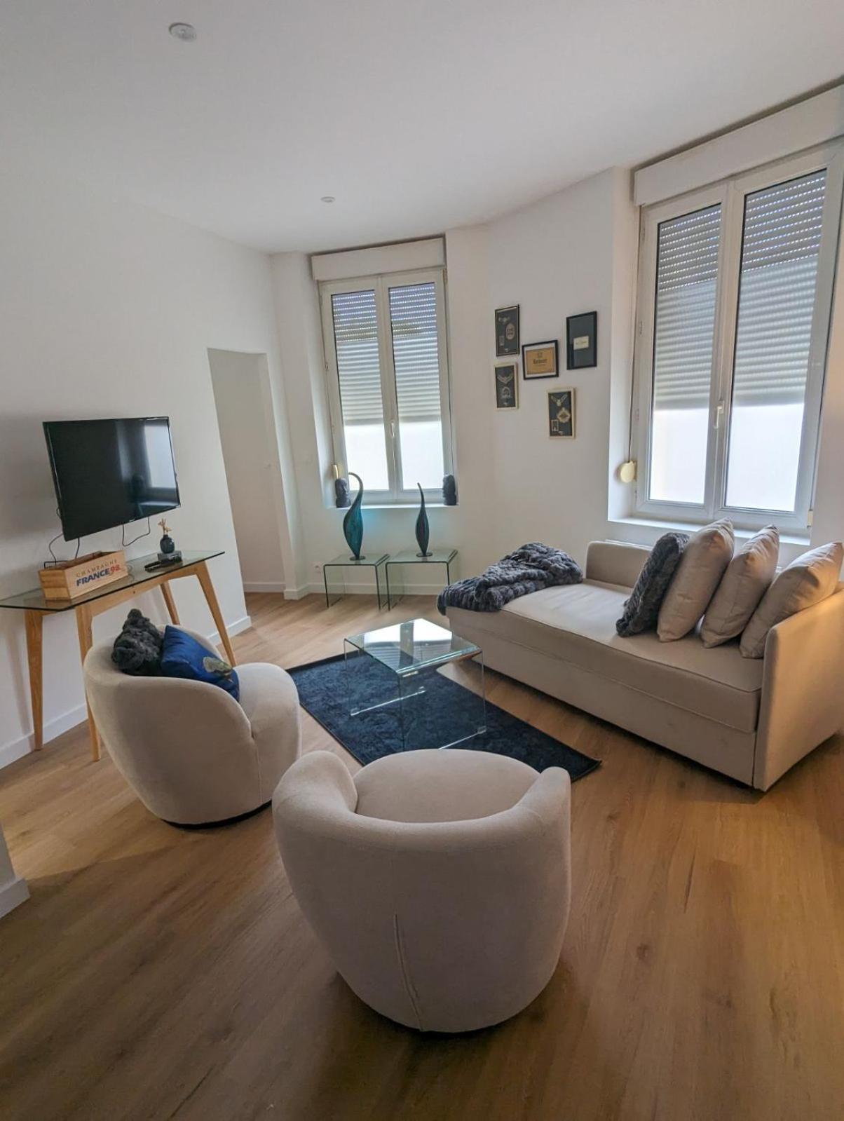Ferienwohnung L'Ange Au Sourire Reims Exterior foto